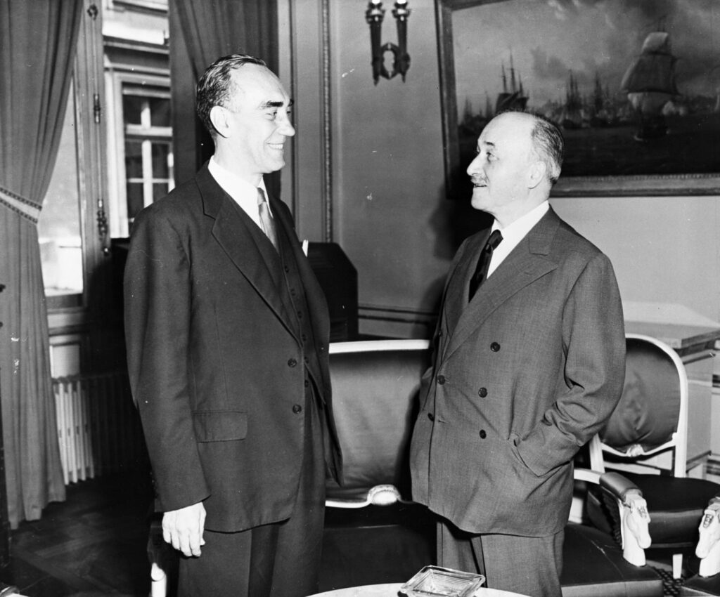 Jean Monnet et l'ambassadeur Draper