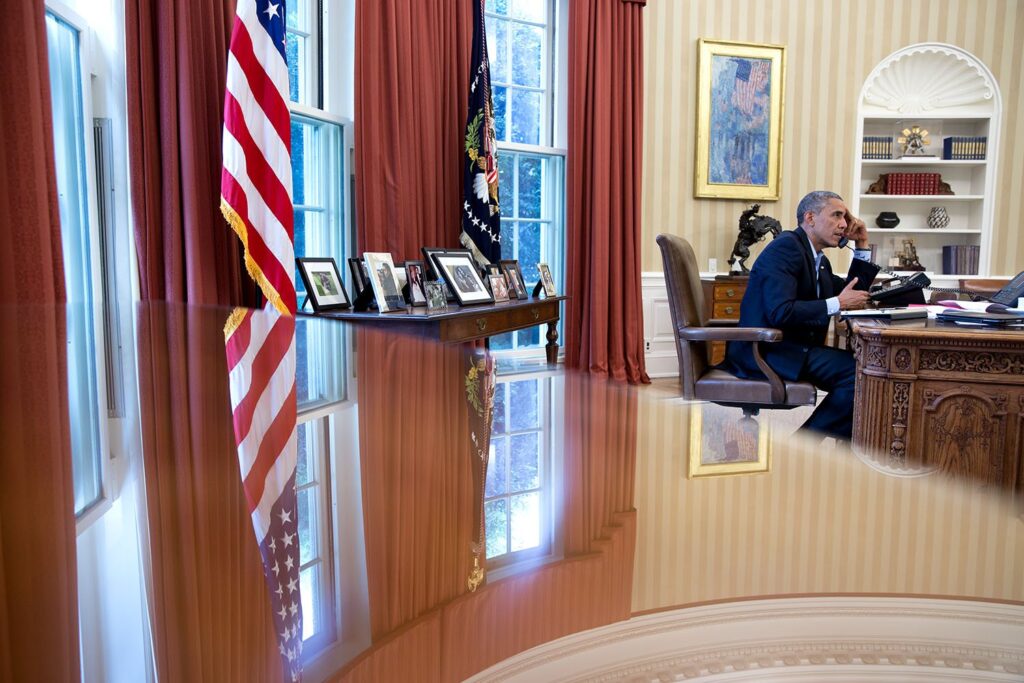 Barack Obama au téléphone avec François Hollande, 9 août 2014